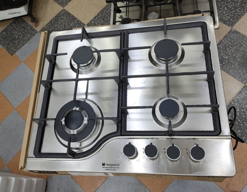 Pack plaque Ariston inox fonte + LA HOTTE  INOX 2